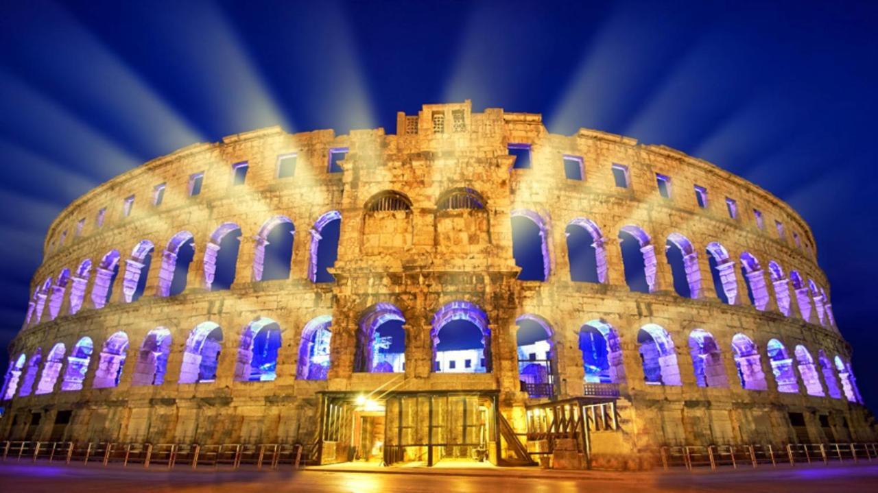 Aida